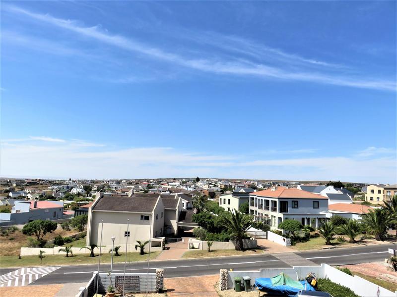 5 Bedroom Property for Sale in Myburgh Park Western Cape